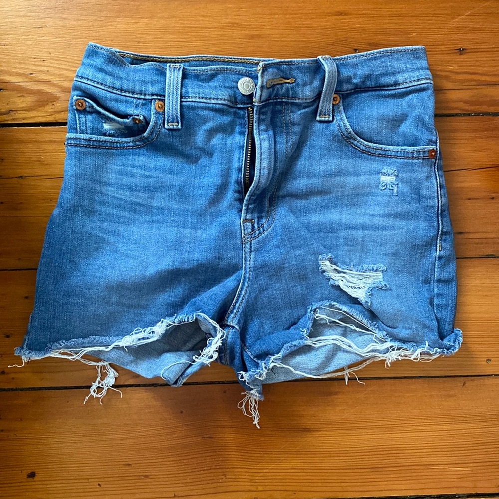 Levis High Rise Shorts